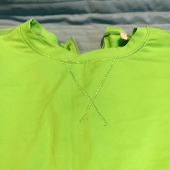 Lululemon Longsleeve Limegreen Sz 8 - Picture 6 of 6